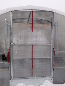 end closure kit for chicken shelters